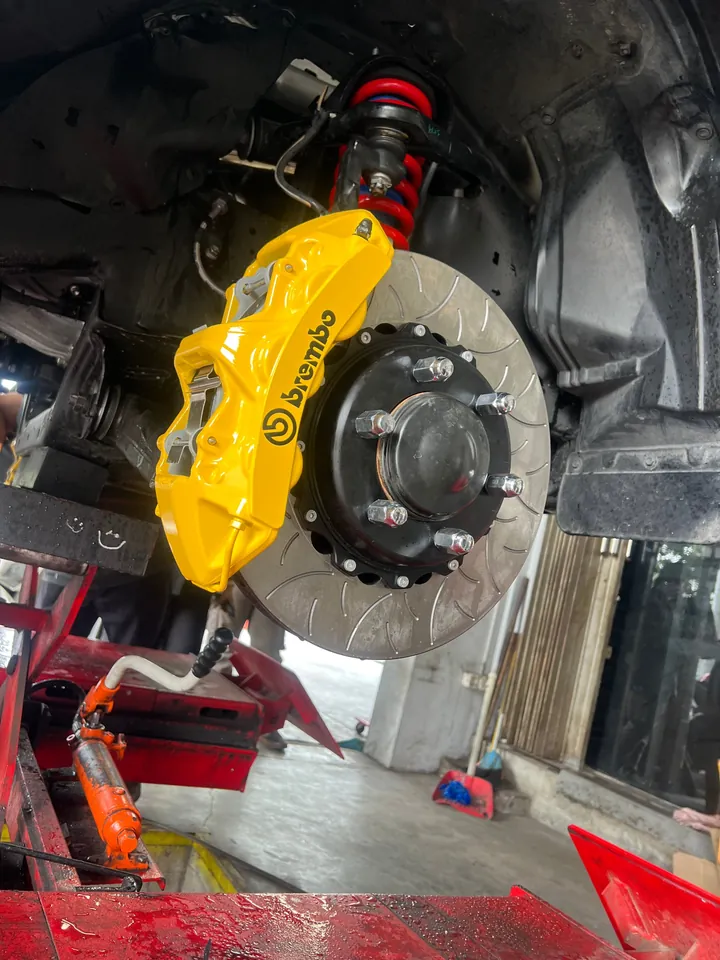 Pemasangan big brake kit Brembo di bengkel DBMID